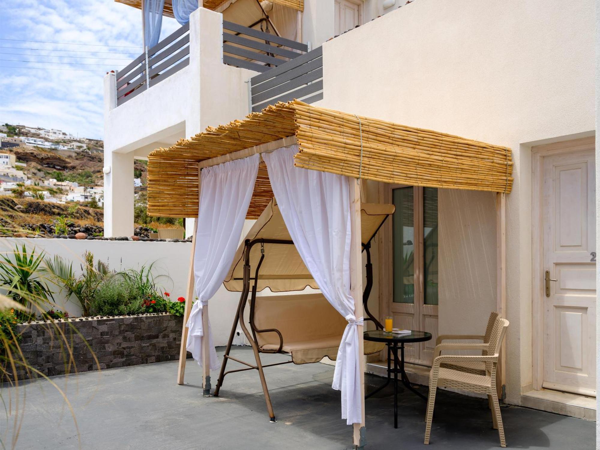 Nalu Suites Fira  Exterior photo