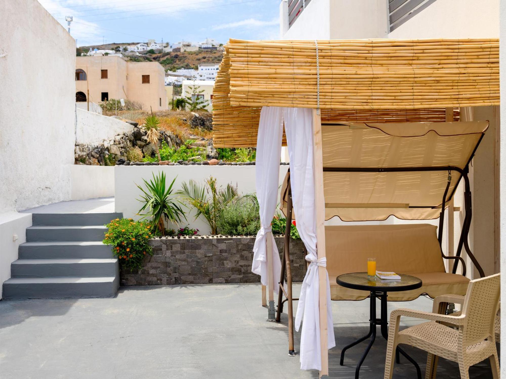 Nalu Suites Fira  Exterior photo